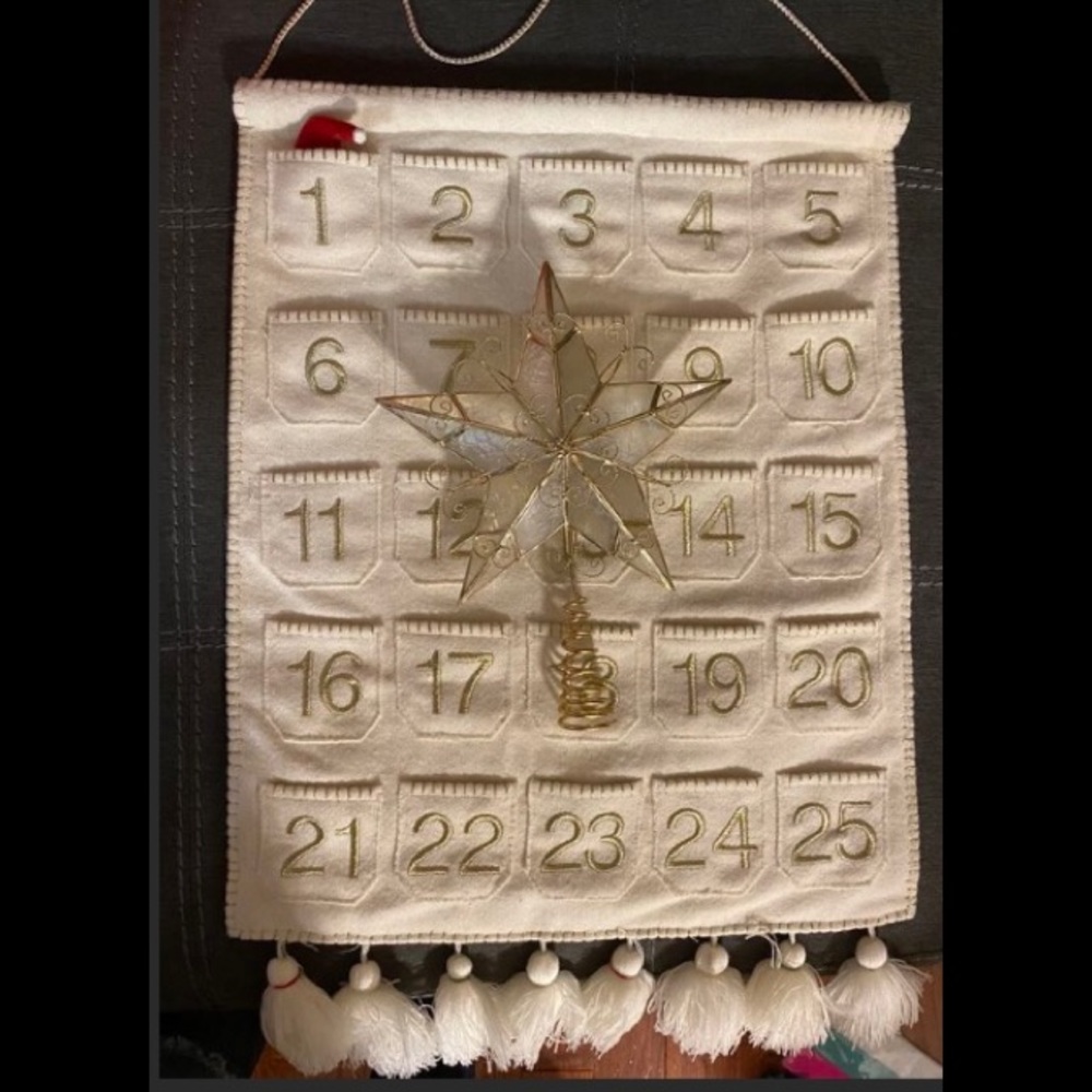 Advent Calendar with Christmas tree Star